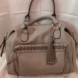 Jessica Simpson handbag